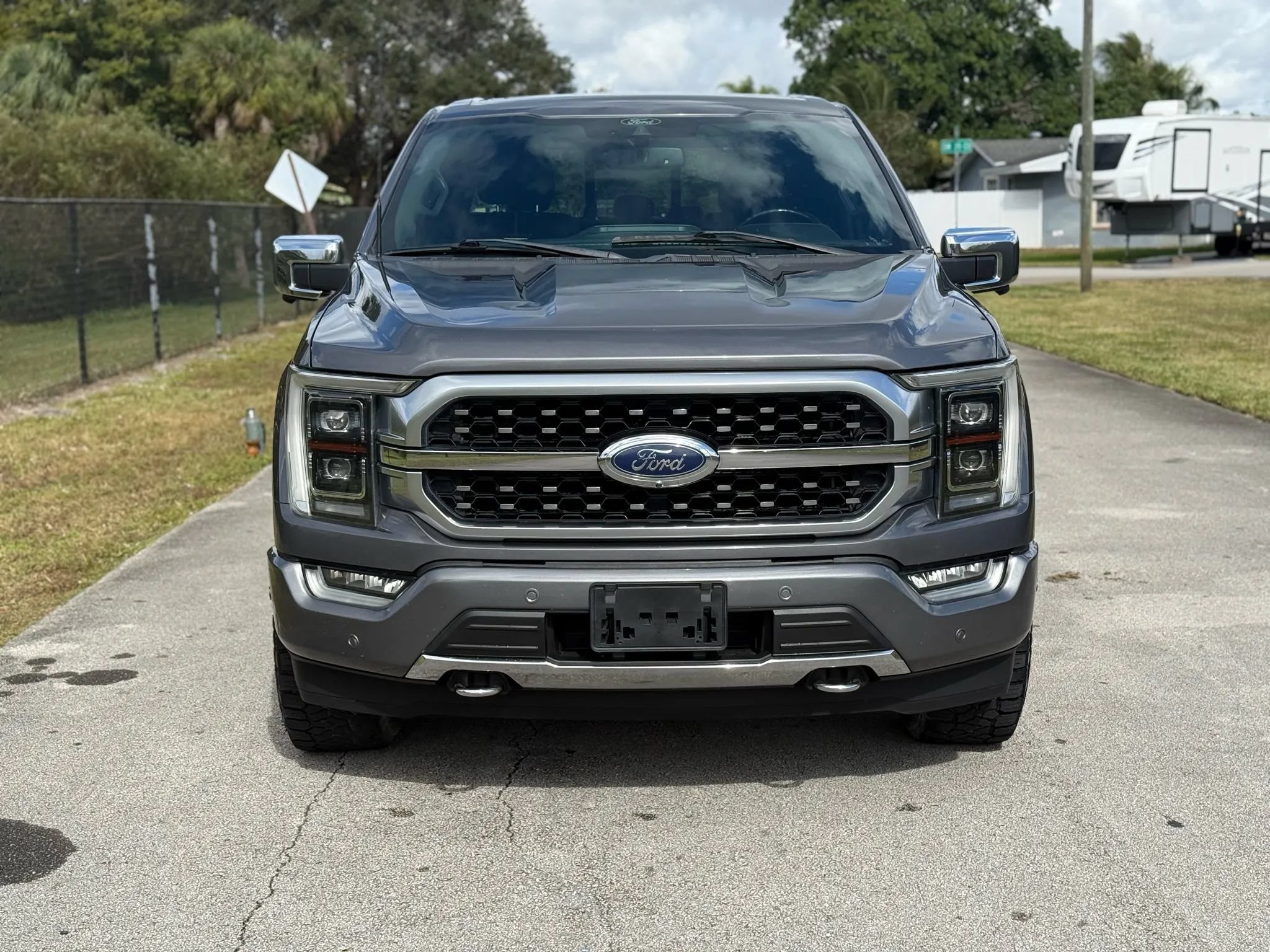 Used 2021 Ford F150 Platinum w/ Equipment Group 701A High AWD/4WD image 3