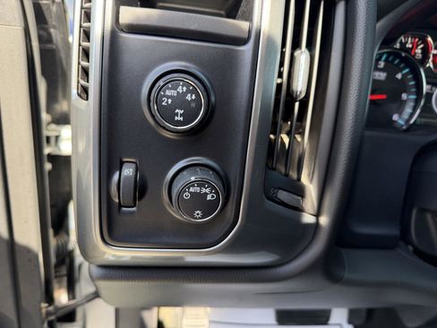 Used 2016 Chevrolet Silverado 1500 LT AWD/4WD image 12