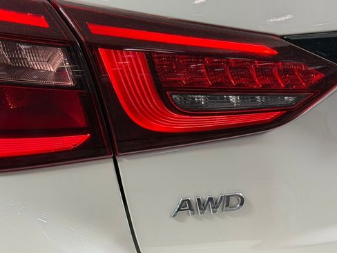 Used 2023 INFINITI Q50 Sensory AWD/4WD image 12