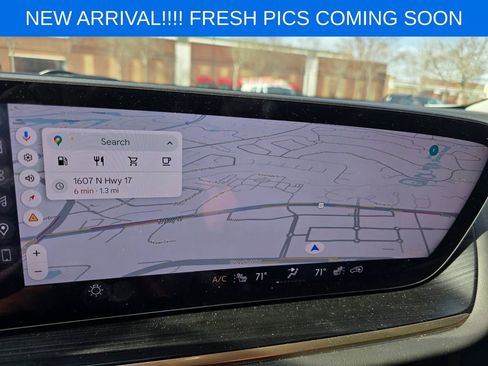 Used 2024 Buick Envision Avenir image 11