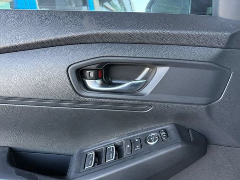 Used 2023 Honda Accord LX image 20
