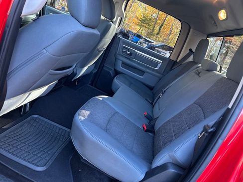 Used 2015 RAM 1500 Lone Star image 25