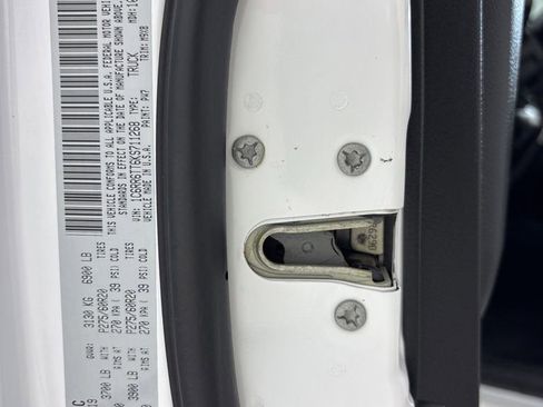 Used 2019 RAM 1500 Big Horn image 10