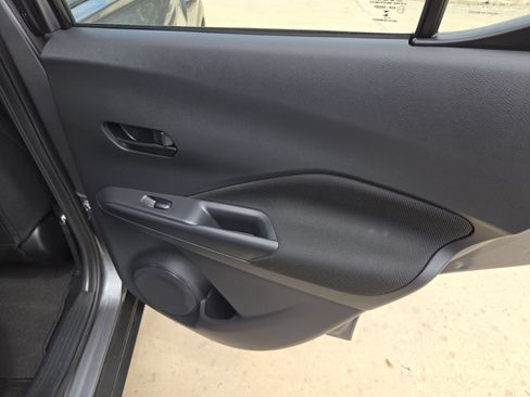 Certified 2025 Nissan Kicks Play S FWD image 25