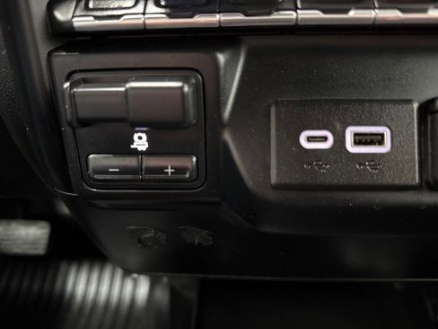 Used 2024 Chevrolet Silverado 2500 W/T w/ WT Convenience Package image 25