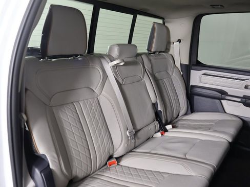 Used 2025 RAM 1500 Tungsten AWD/4WD image 34