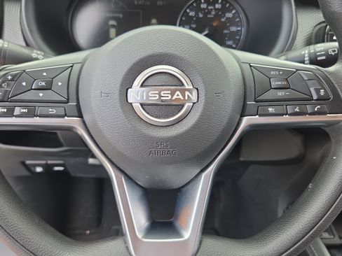 Used 2024 Nissan Kicks SV FWD image 22