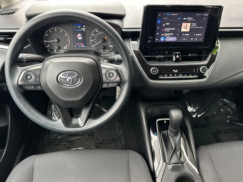 Used 2023 Toyota Corolla LE image 14
