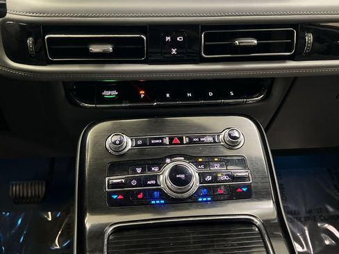 Used 2021 Lincoln Nautilus Reserve FWD image 20