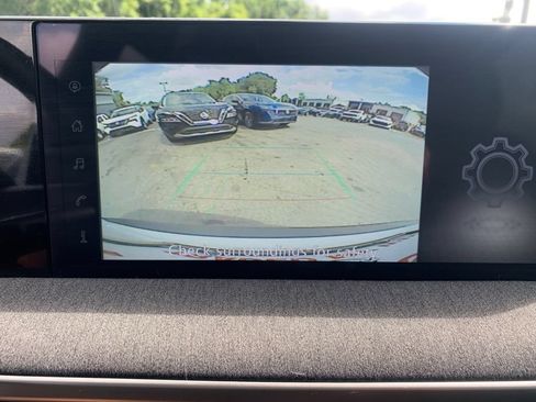 Used 2025 Nissan Kicks SV w/ SV Premium Package AWD/4WD image 14