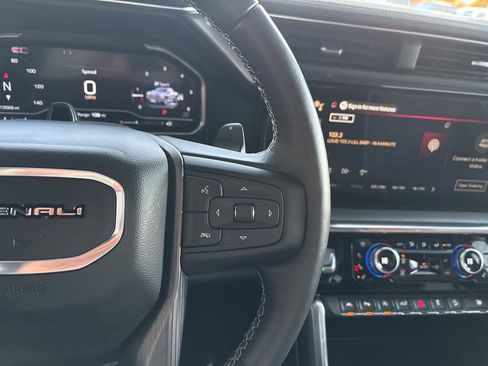 Used 2024 GMC Sierra 1500 Denali Ultimate image 15