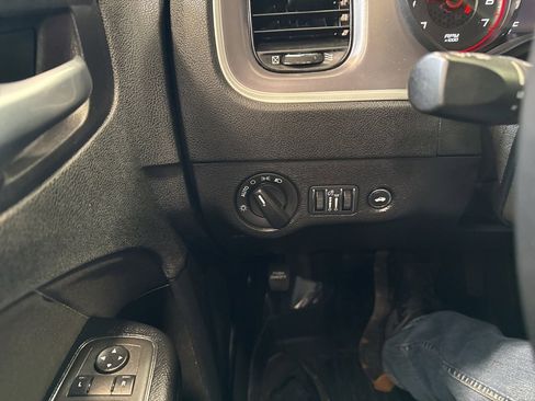 Used 2022 Dodge Charger SXT w/ Blacktop Package image 25