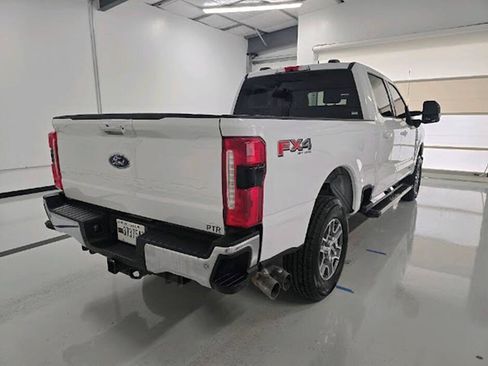 Used 2024 Ford F250 Lariat w/ FX4 Off-Road Package AWD/4WD image 6