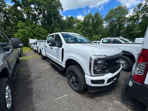 New 2026 Ford F350 XL w/ STX Appearance Package AWD/4WD image 2