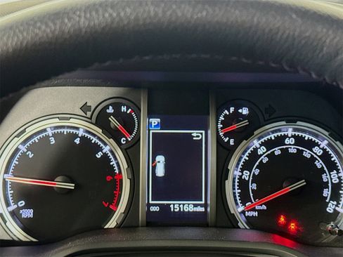 Certified 2023 Toyota 4Runner TRD Off-Road Premium image 10