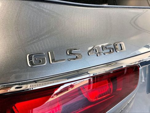 New 2026 Mercedes-Benz GLS 450 4MATIC image 15