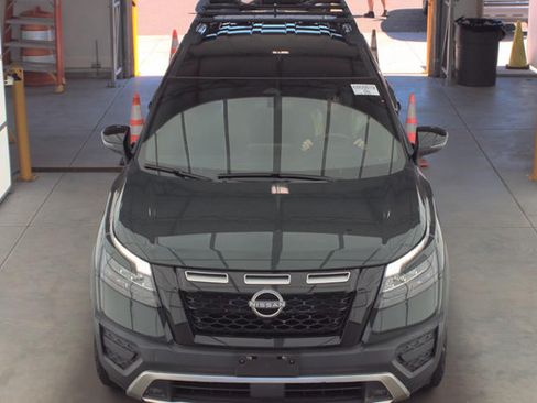 Used 2024 Nissan Pathfinder Rock Creek AWD/4WD image 12