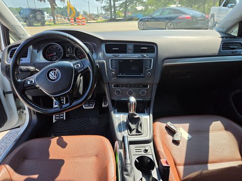 Used 2017 Volkswagen Golf Alltrack SEL AWD/4WD image 26
