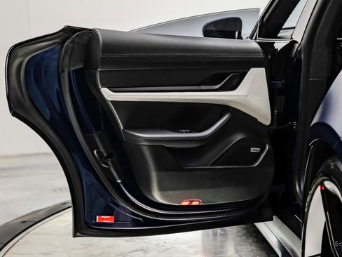 Used 2020 Porsche Taycan Turbo image 78