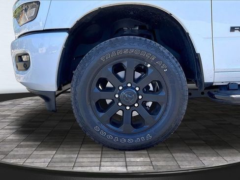Certified 2026 RAM 2500 Big Horn AWD/4WD image 30