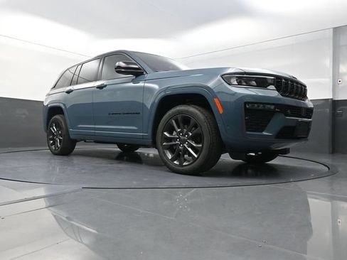 New 2026 Jeep Grand Cherokee Limited AWD/4WD image 19