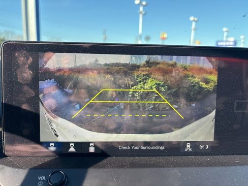 Used 2025 Honda Accord Sport image 22