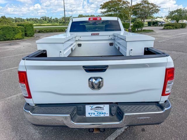 Used 2022 RAM 2500 Tradesman w/ Chrome Appearance Group RWD image 3