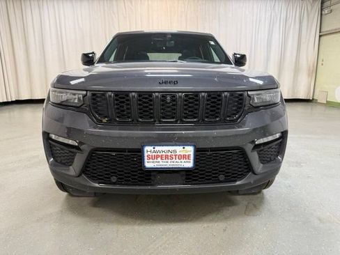 Used 2024 Jeep Grand Cherokee Limited w/ Luxury Tech Group II AWD/4WD image 12