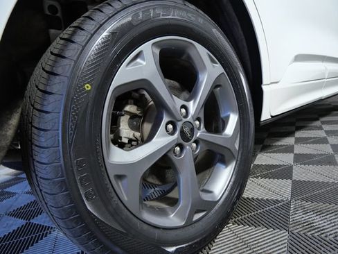 Certified 2024 Ford Escape ST-Line w/ Tech Pack #1 AWD/4WD image 8