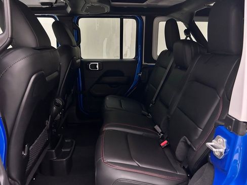 New 2026 Jeep Wrangler Unlimited Rubicon AWD/4WD image 15