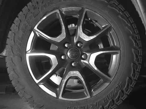 Used 2025 Jeep Compass Trailhawk AWD/4WD image 15