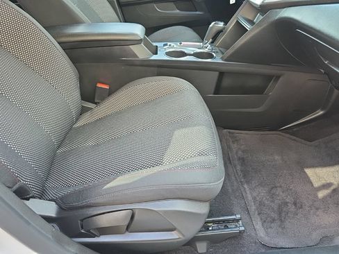 Used 2016 GMC Terrain SLE FWD image 22