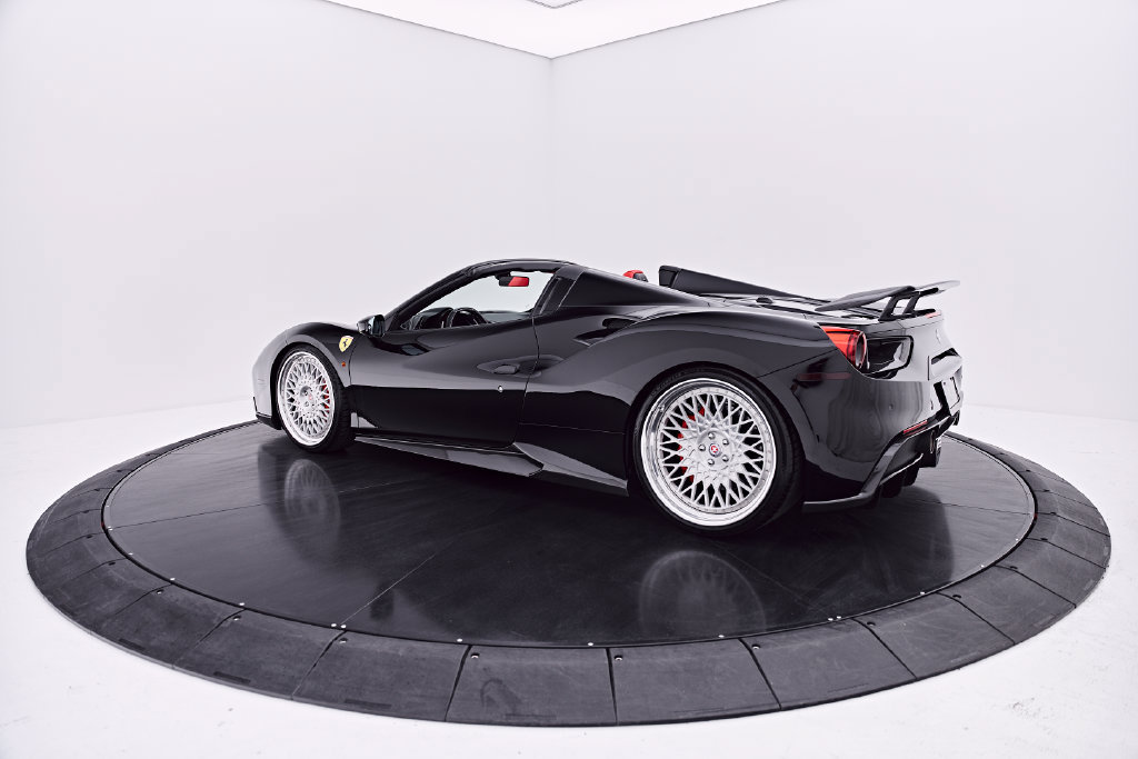 Used 2018 Ferrari 488 Spider RWD image 22