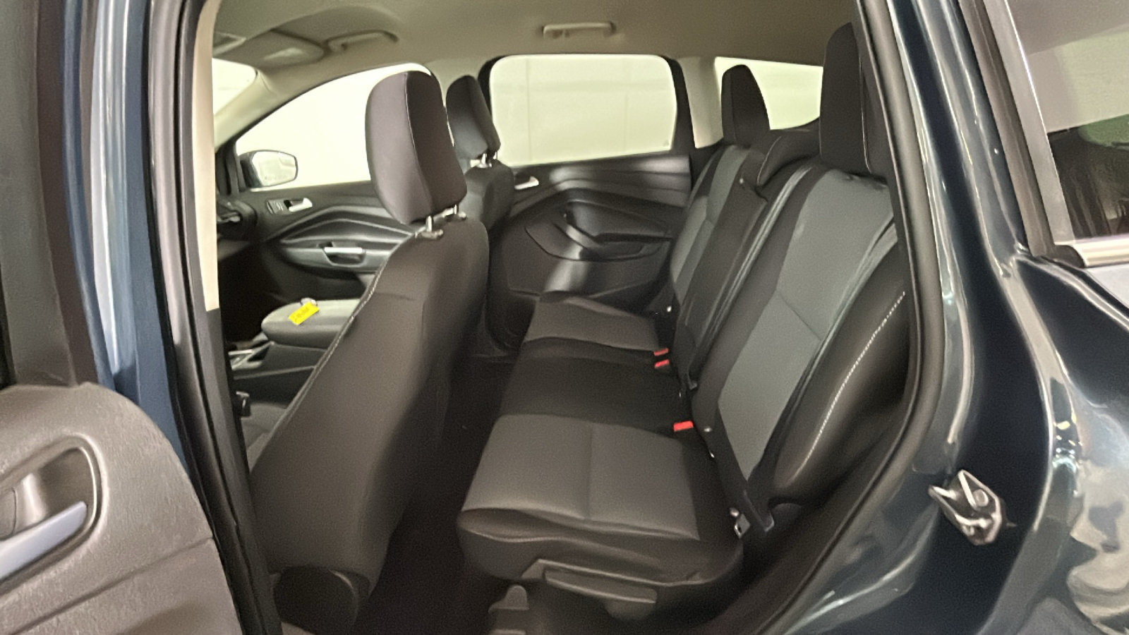 Used 2019 Ford Escape SE FWD image 31