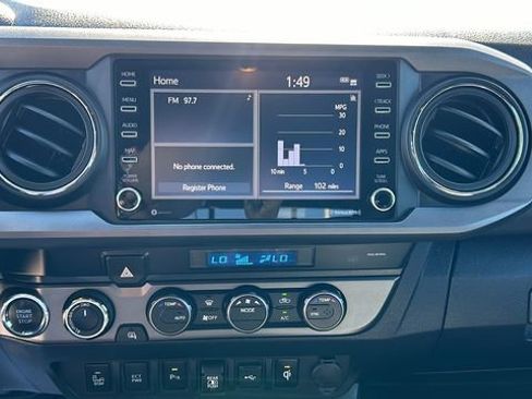 Used 2021 Toyota Tacoma TRD Sport image 21