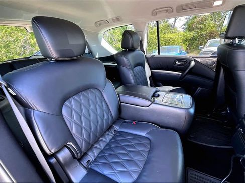 Used 2022 Nissan Armada Platinum w/ Captain's Chairs Package AWD/4WD image 37