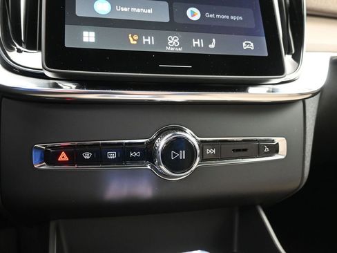 New 2026 Volvo XC90 B6 Plus w/ Protection Package image 15