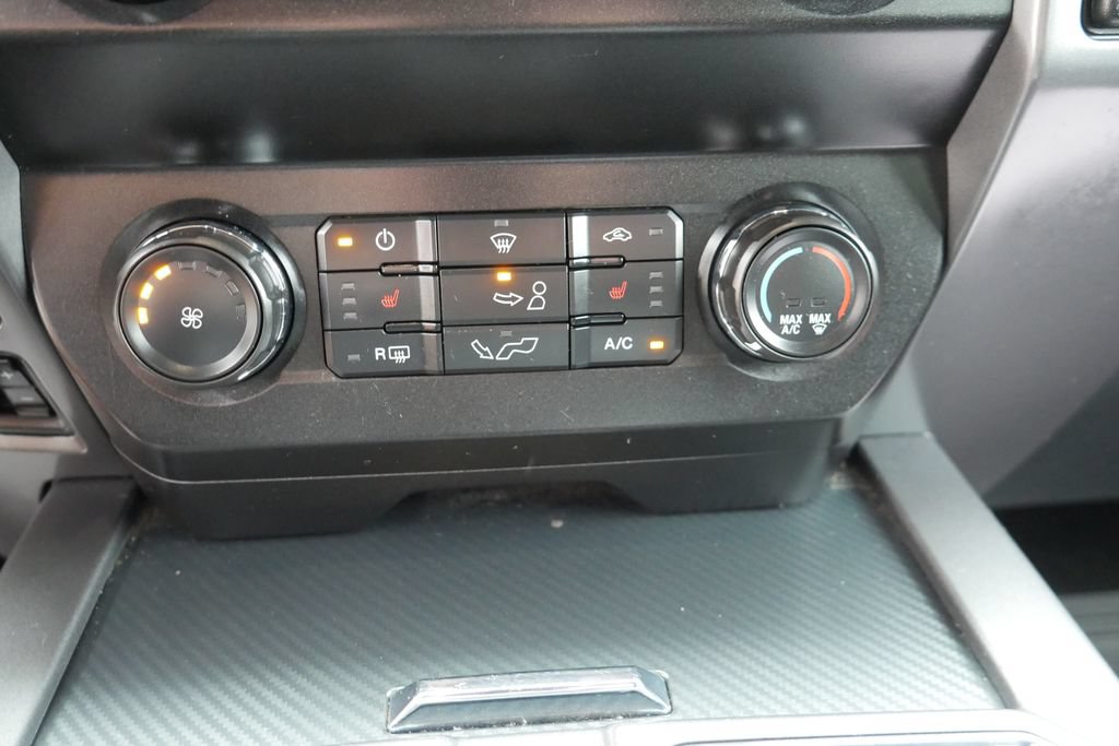Used 2020 Ford F150 XLT w/ Equipment Group 302A Luxury AWD/4WD image 26