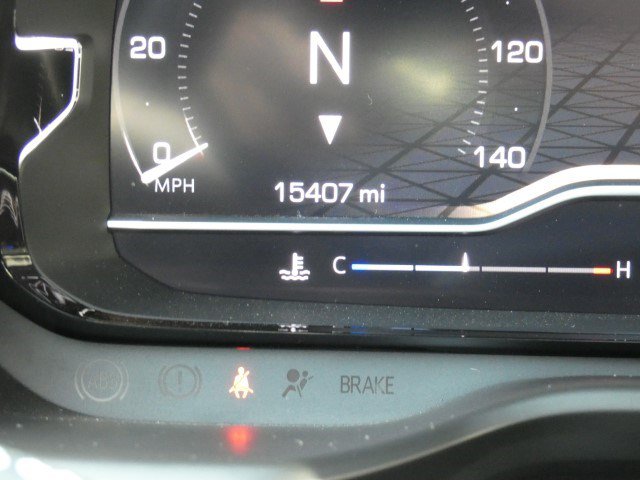 Used 2023 GMC Yukon XL Denali AWD/4WD image 9