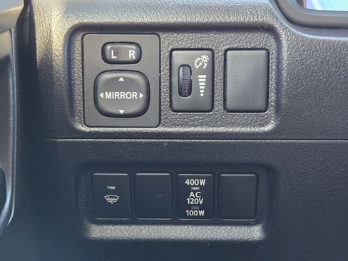 Used 2016 Toyota 4Runner SR5 image 32