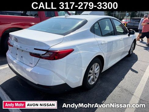 Used 2025 Toyota Camry LE FWD image 4