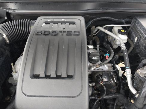 Used 2017 GMC Terrain SLE FWD image 30