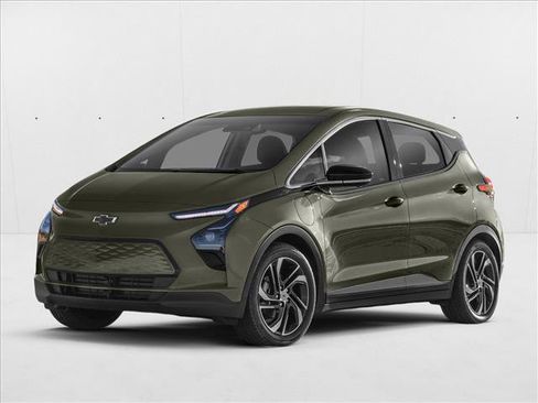Used 2022 Chevrolet Bolt LT FWD image 1