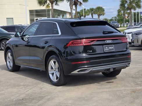 Used 2019 Audi Q8 Premium w/ Convenience Package AWD/4WD image 4