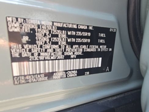 Certified 2020 Toyota RAV4 XLE Premium FWD image 13