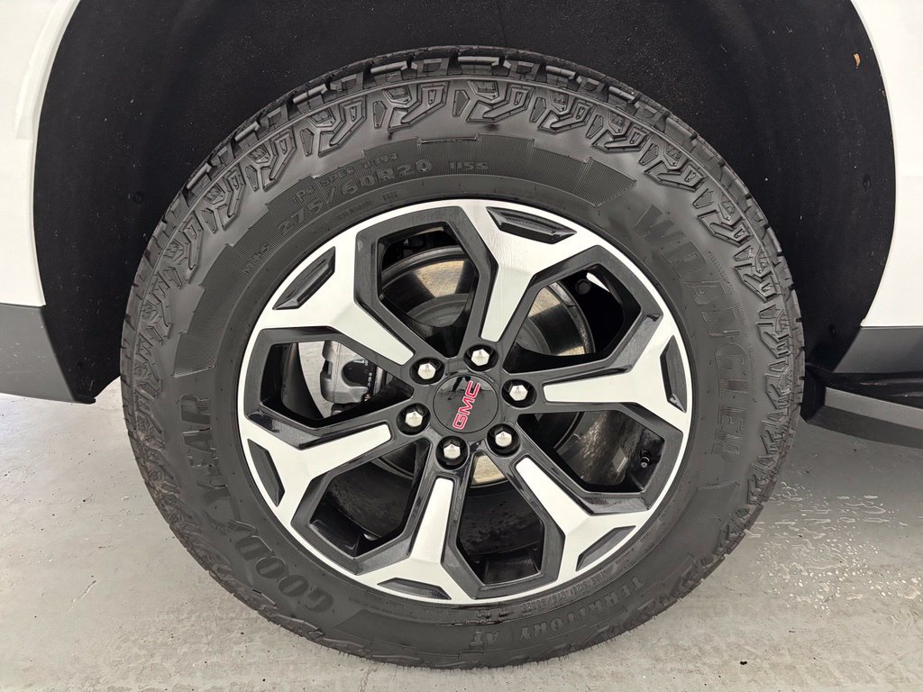 Used 2026 GMC Yukon XL AT4 AWD/4WD image 66