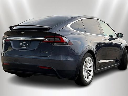 Used 2020 Tesla Model X Long Range image 6