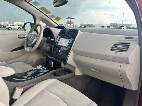 Used 2012 Nissan Leaf SL FWD image 11