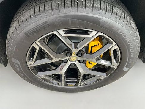 Used 2027 Rivian R2 Performance Dual AWD/4WD image 31