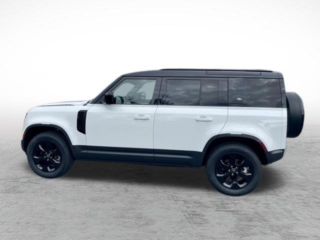 Used 2023 Land Rover Defender 110 S AWD/4WD image 5